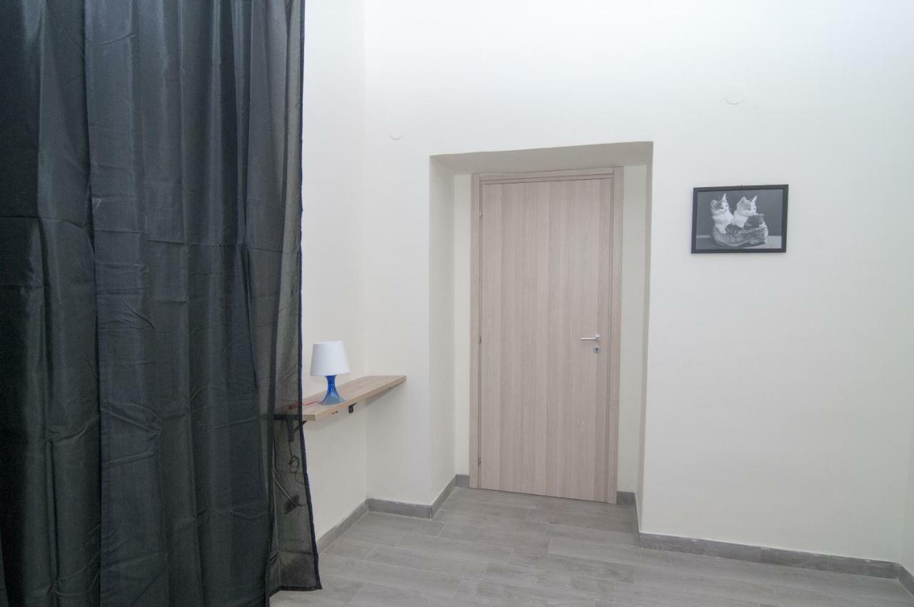 Flyresidence Garibaldi Nápoles Exterior foto